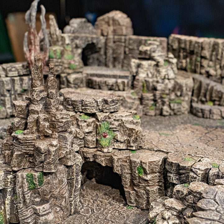 Mountain Cliff Pack (Painted)