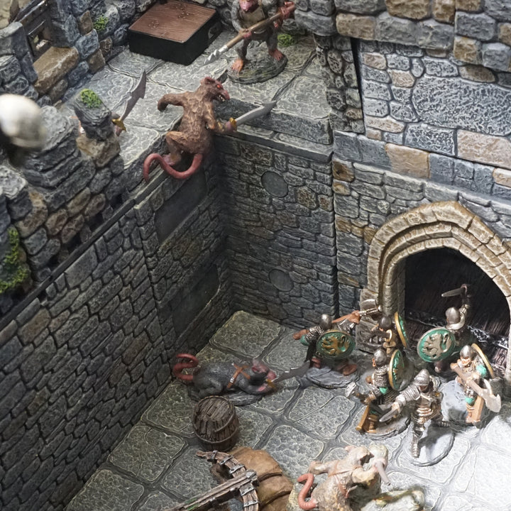 Castle Cutout Corner Pack (Unpainted)