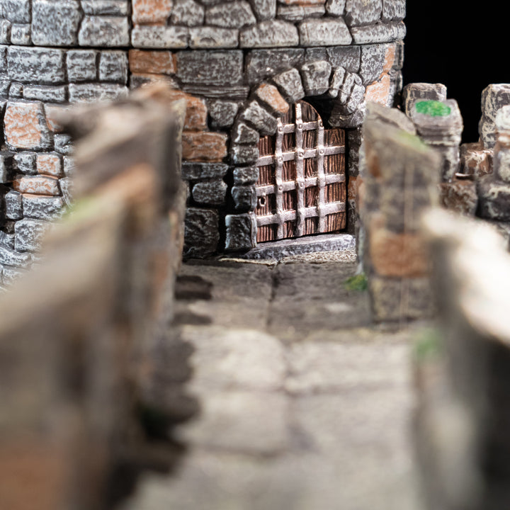 Small Corner Tower Bundle (Unpainted)