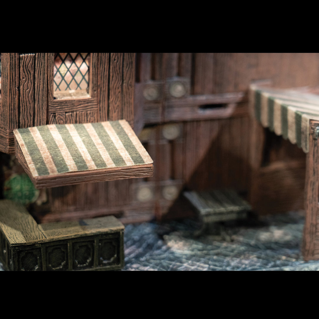 Large Treasure Chest - Wood Character (Unpainted)