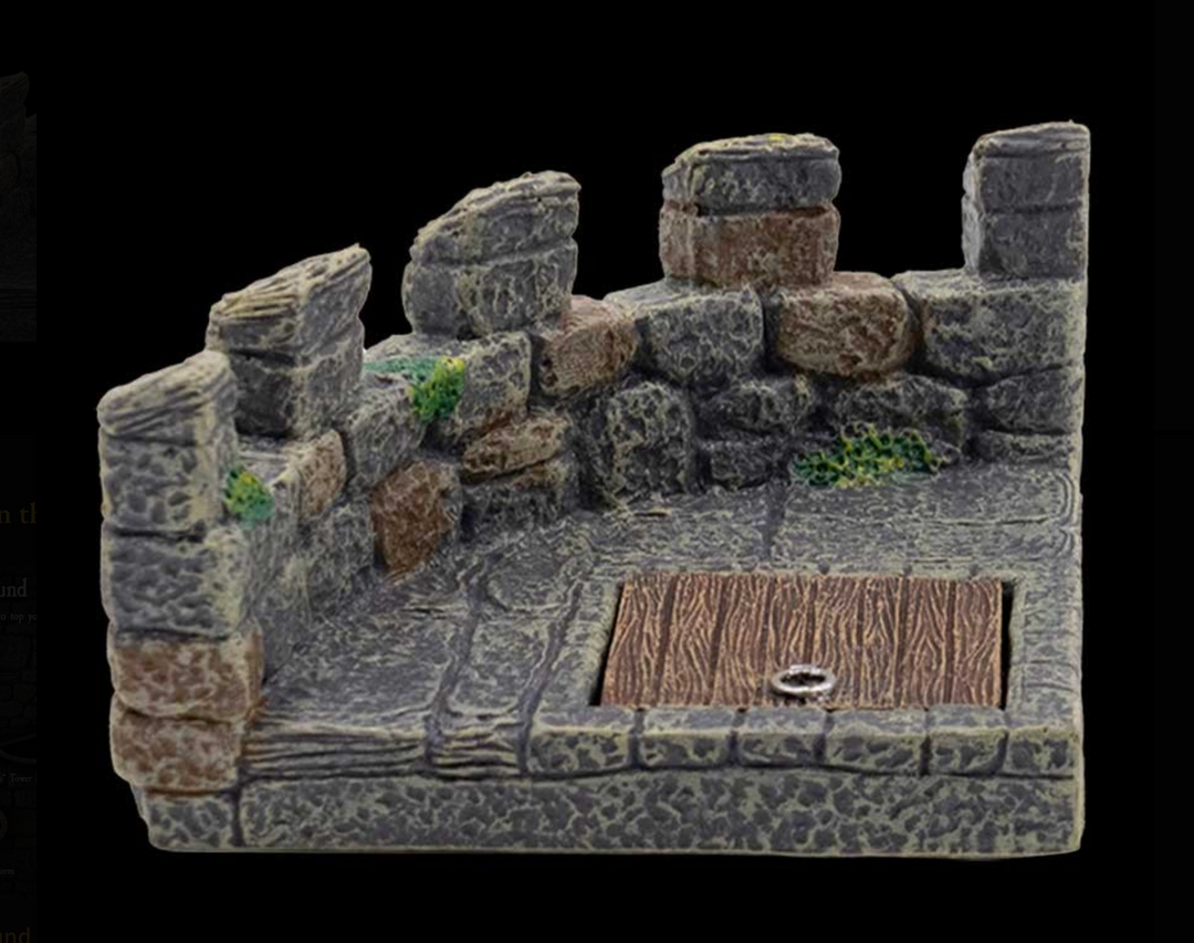 Large Curved Crenellation With Trapdoor (Painted)